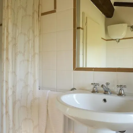 빌라 La Sentinella Casolare Storico E Piscina